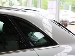 奥迪Q3 2013款 2.0T 35 TFSI quattro舒适型 5座