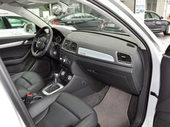 一汽奥迪  2.0T 中控台右侧