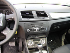 奥迪Q3 2013款 2.0T 35 TFSI 进取型 5座