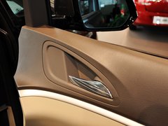别克GL8 2013款 3.0L XT豪华商务旗舰版 7座