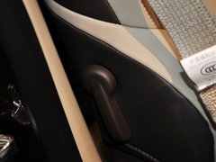 别克GL8 2013款 3.0L XT豪华商务旗舰版 7座