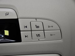 别克GL8 2013款 3.0L XT豪华商务旗舰版 7座