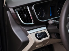 别克GL8 2013款 3.0L GT豪华商务豪雅版 7座