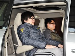 别克GL8 2013款 2.4L LT豪华商务行政版 7座