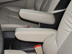 别克GL8 2013款 2.4L LT豪华商务行政版 7座