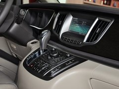 别克GL8 2013款 2.4L LT豪华商务行政版 7座