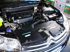 雪铁龙C5 2013款 2.3L 自动 尊贵型