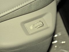 雪铁龙C5 2013款 2.3L 自动 尊贵型
