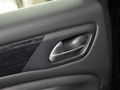 雪铁龙C5 2013款 2.0L 自动 尊享型
