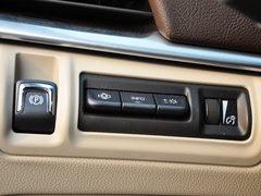 凯迪拉克XTS 2013款 28T 领先型