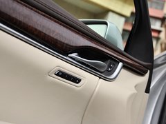 凯迪拉克XTS 2013款 36S 铂金版