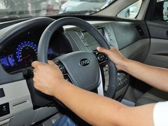 比亚迪M6 2013款 2.4L 手动 豪华型 7座