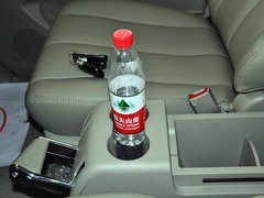 比亚迪M6 2013款 2.4L 手动 豪华型 7座