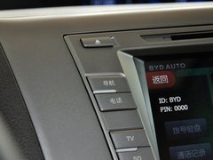 比亚迪M6 2013款 2.4L 手动 豪华型 7座