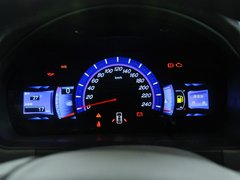 比亚迪M6 2013款 2.4L 手动 豪华型 7座