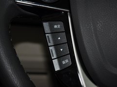 比亚迪M6 2013款 2.4L 手动 豪华型 7座