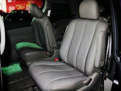 比亚迪M6 2013款 2.4L 自动 豪华型 7座