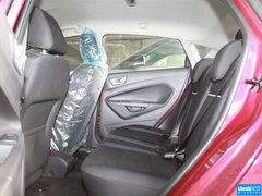 嘉年华 2013款 两厢 1.5L DCT 时尚型