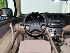 汉兰达 2011款 2.7L 自动 两驱精英版5座