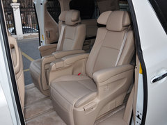 丰田(进口)  3.5L 自动 第二排座椅45度视角