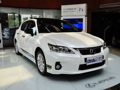 雷克萨斯CT 2013款 200h 1.8L CVT 暗夜骑士版