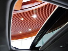 雷克萨斯CT 2013款 200h 1.8L CVT 暗夜骑士版