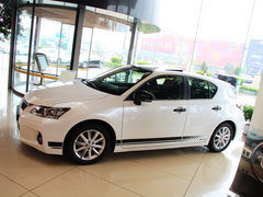 雷克萨斯 CT200h 1.8L CVT