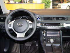 雷克萨斯CT 2013款 200h 1.8L CVT 暗夜骑士版