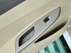 比亚迪L3 2013款 1.5L DCT 舒适型