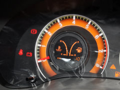 比亚迪L3 2013款 1.5L DCT 尊贵型