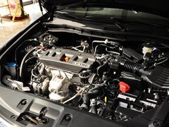 广汽本田  雅阁2.0L AT 发动机主体特写