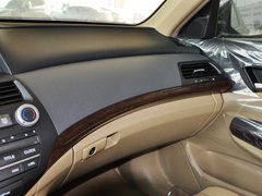 雅阁 2013款 2.0L 自动 LX