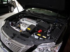 广汽丰田  凯美瑞 2.0L AT 发动机局部特写