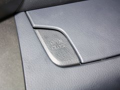 RAV4荣放 2013款 2.0L 经典特装版5座