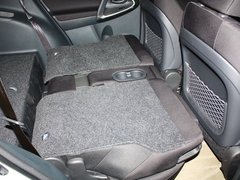 RAV4荣放 2013款 2.0L 经典特装版5座