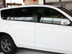 RAV4荣放 2013款 2.0L 经典特装版5座