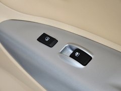 途胜L 2013款 2.0L 自动 两驱舒适型 5座