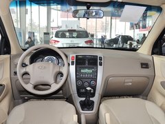 北京现代  途胜 2.0L MT 中控台整体