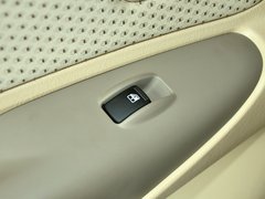 途胜L 2013款 2.0L 手动 两驱时尚型 5座
