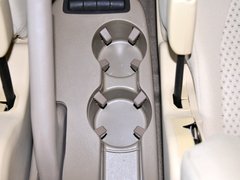 途胜L 2013款 2.0L 手动 两驱时尚型 5座