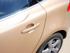 沃尔沃V40 2013款 2.0T 自动 T5智尊版