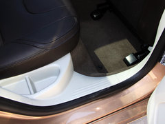 沃尔沃V40 2013款 2.0T 自动 T5智尊版
