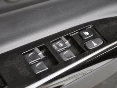 瑞鹰 2013款 2.0L 手动 两驱经典版 5座