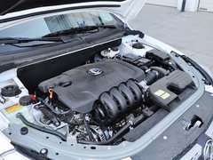 东风风神  1.5L 自动 发动机主体特写