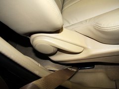 别克GL8 2013款 2.4L LT行政版 7座