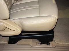 别克GL8 2013款 2.4L LT行政版 7座