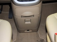别克GL8 2013款 2.4L LT行政版 7座