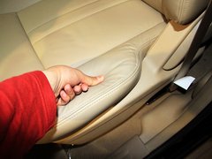 别克GL8 2013款 2.4L LT行政版 7座