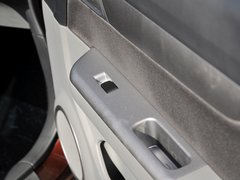 雨燕 2013款 1.5L 自动 运动型