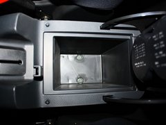 帕拉丁 2013款 2.4L 手动 两驱标准型国V 5座